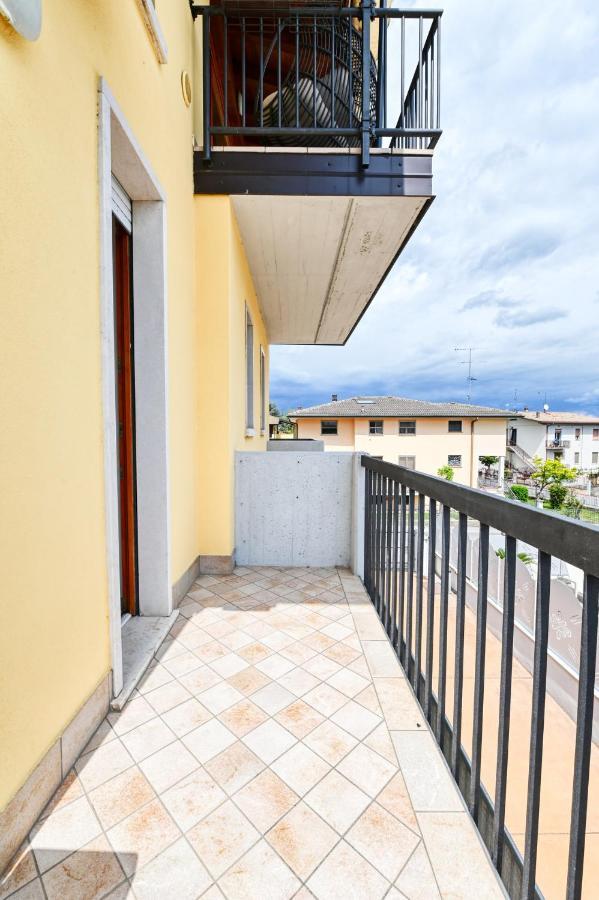 Pearl House - Sirmione Holiday - Jacuzzi Privata Exteriör bild